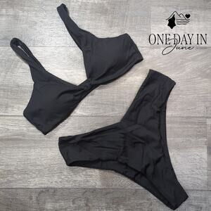 CharmLeaks High Cut Knot Front Bikini Swimsuit Size L